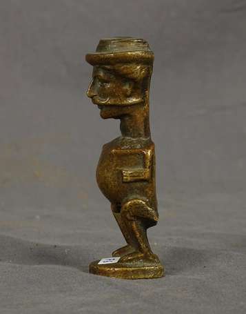 Ancienne figurine masculine en bronze représentant
