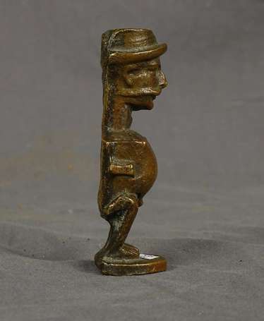 Ancienne figurine masculine en bronze représentant