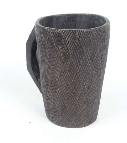 Tasse à vin de palme en bois dur. Décor 