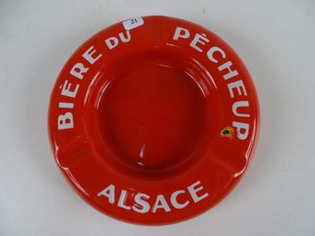 BIERE DU PÊCHEUR Alsace : Cendrier émaillé. 