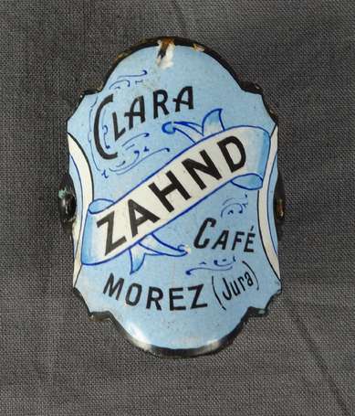 CLARA ZAHND Café à Morez (Jura) : Plaque émaillée 