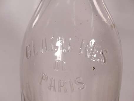 GLACIÈRES DE PARIS : Carafe vers 1910.