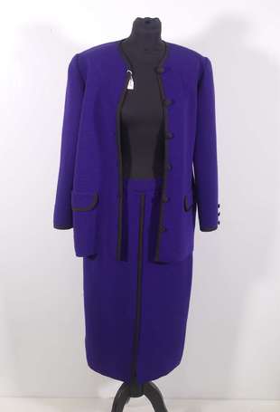 NINA RICCI - Tailleur vintage en laine violette, 