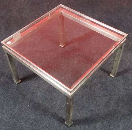 Ramsay. (d'après) Table basse carrée en acier 