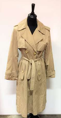 CELINE - Trench-coat en toile de coton beige. T. 