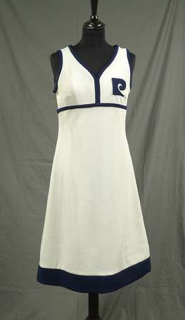 PIERRE CARDIN - Robe vintage sans manches blanche 