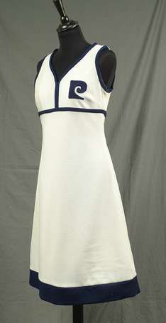 PIERRE CARDIN - Robe vintage sans manches blanche 