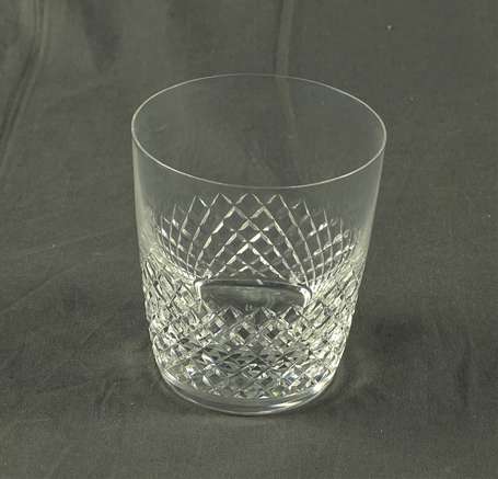 LALIQUE France - Suite de 6 verres à whisky en 