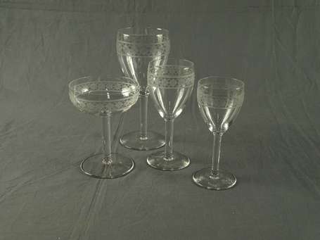 Partie de service de verres en verre cristallin 