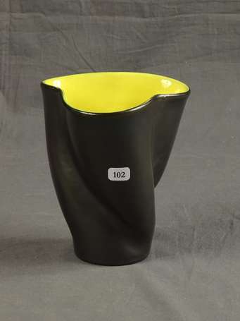 ELCHINGER Léon (1871-1942) - Vase trilobé en 