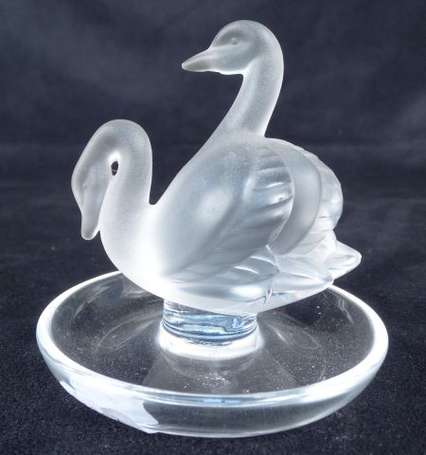 LALIQUE France- Baguier en cristal à décor de 