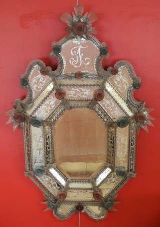 Miroir Vénitien de forme octogonale, à parcloses 