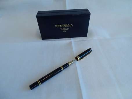 WATERMAN - Stylo plume en laque noire, la plume en