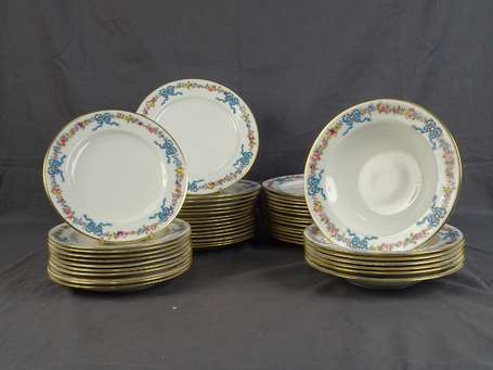 ROYAL WORCESTER, England - Service de table en 