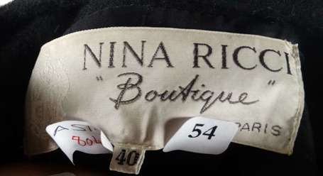 NINA RICCI  Boutique - Manteau en lainage rouge et