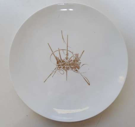 Mathieu Georges (1921-2012)  Assiette en 