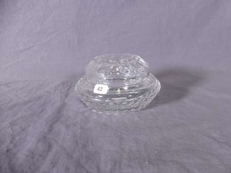 BACCARAT - Bonbonnière en cristal moulé de 