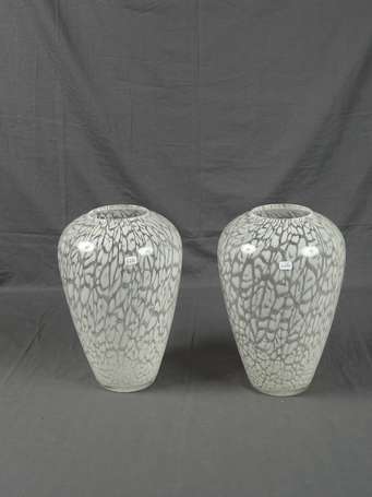 MURANO - Paire de vases ovoïdes en verre arlequin 