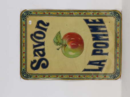 SAVON LA POMME : Tôle lithographiée embossée. Imp 