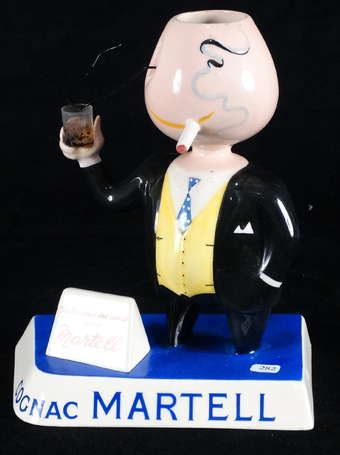 COGNAC MARTELL : Figurine en faIence fabriquée par