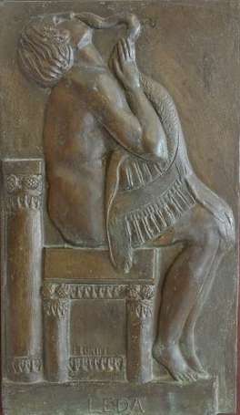 TURIN Pierre (1891-1968 ) - Léda. Plaque de bronze