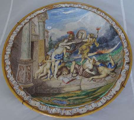 Italie - Plat en faïence polychrome, décor en 