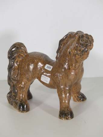 Cheval en céramique brune. Signé. Années 1950-1960