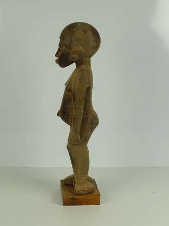 Ancienne statuette féminine en bois très lourd au 
