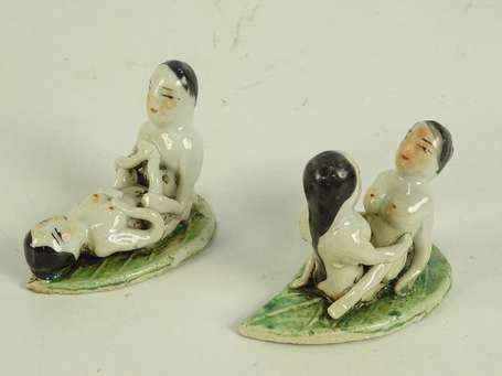 CHINE Couple Deux sujets en porcelaine polychrome 