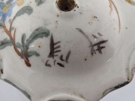 Ancien grand fourneau de pipe à opium en 
