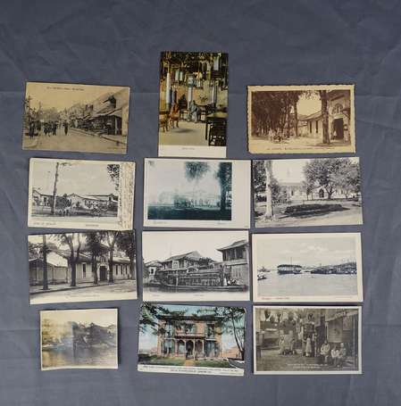 Douze cartes postales de Manufactures d'opium et 
