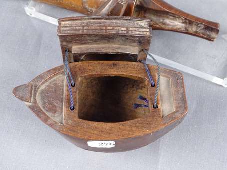 Très ancienne et magnifique pipe à tabac en bois 