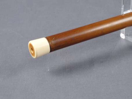 Ancienne pipe à opium en bambou. Plaquette en 