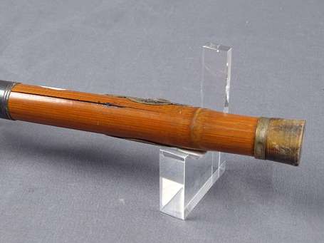 Très élégante et ancienne pipe à opium de voyage 