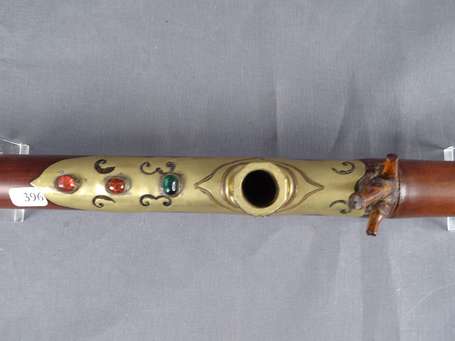 Ancienne pipe à opium en bambou enrichie de deux 