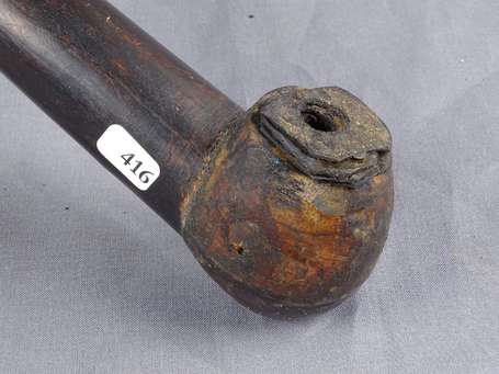 Ancienne grande pipe à opium 'turkmène' de forme 