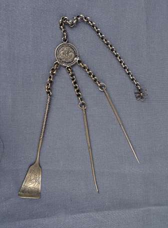 Ancien nécessaire de nettoyage de pipe à opium en 
