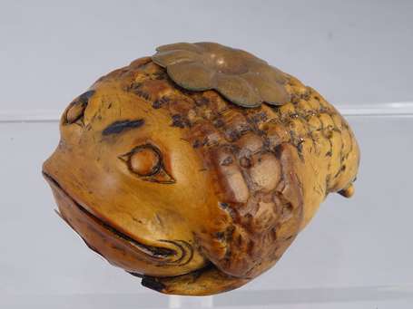 Ancien gros fourneau en céramique à sujet 