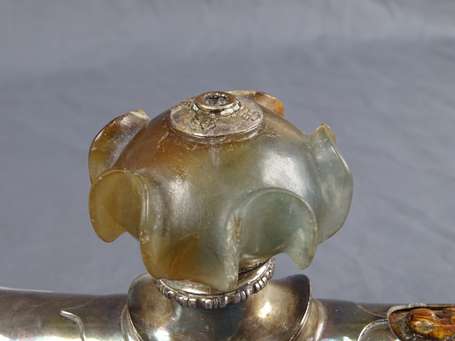 Ancienne et importante pipe à opium faite dans un 