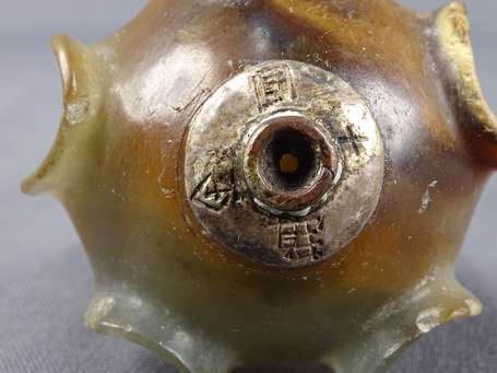 Ancienne et importante pipe à opium faite dans un 