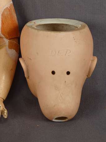 Tête porcelaine DEP T8 , avec corps articulé 