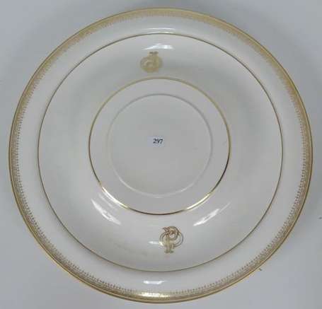 SEVRES - Surtout de table en porcelaine blanche à 