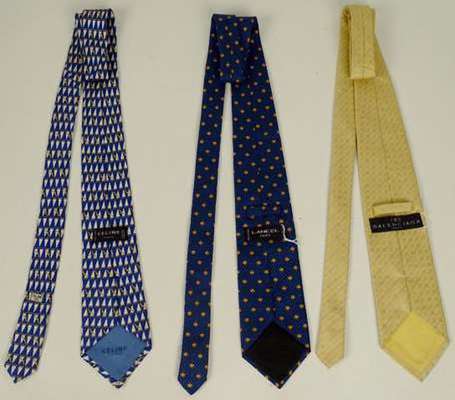 Lot de 3 cravates en soie CELINE, LANCEL et 