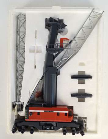 Conrad - Harbour mobile crane Liebheerr au 1/100 