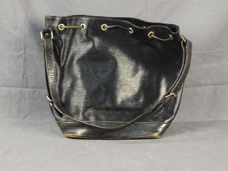 LOUIS VUITTON - Sac Grand Noé en cuir épi noir, 