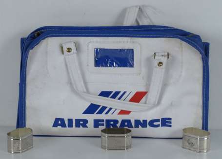 AIR FRANCE : Un sac de cabine des années 70 et 3 