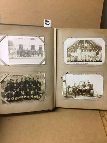 Militaria - Album d'env. 100 Cartes photos - 