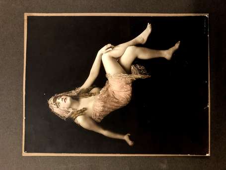 NU CURIOSA - Grande Photo circa 1910 - 