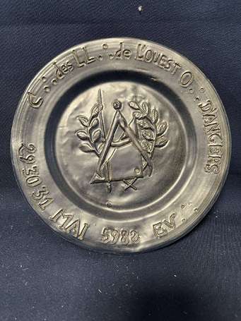 Franc Maçonnerie - Assiette en terre cuite , 
