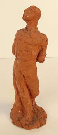 ECOLE XXe - Homme debout. Sculpture en terre crue.